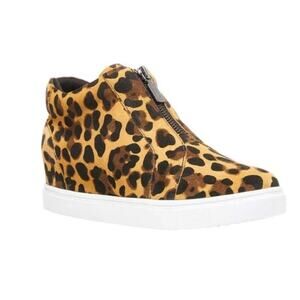 Women's BLONDO Glenda Waterproof Leopard Suede Hidden Wedge Sneaker SZ 8